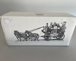 Dept 56 Heritage Village Collection Holiday Coach RETIRED