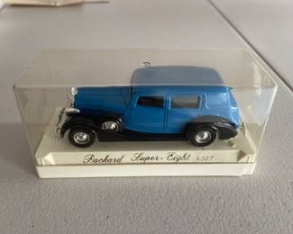 Vintage Solido 1937 Packard Super-Eight 4037 1:43 Scale Diecast