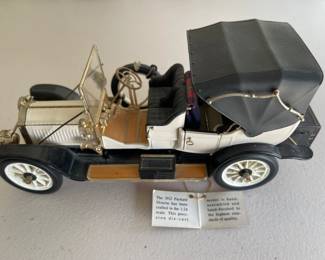 Vintage Franklin Mint 1912 Packard Victoria 1:24 Scale 