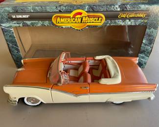 Vintage American Muscle/Ertl ‘56 Sunliner 1:18 Scale Diecast