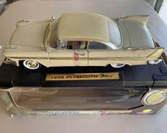 Vintage Motor Max 1958 Plymouth Fury 1:18 Scale Diecast