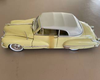 Vintage Jada 1947 Cadillac Series 62 1:24 Scale Diecast