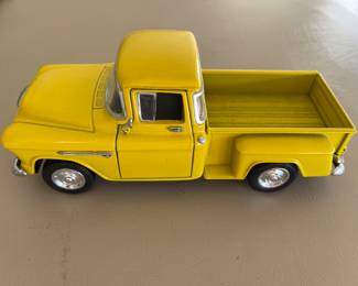 Vintage Solido 1955 Chevy Stepside Pickup 1:24 Scale Diecast