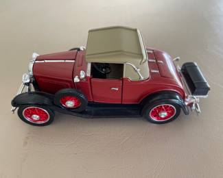 Vintage NewRay 1931 Chevrolet Sports Cabriolet 1:32 Scale Diecast