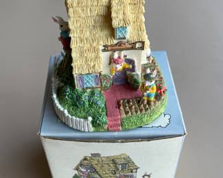 Vintage The Bunny Family Village Easter Farms