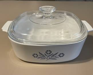 Vintage Corning Ware Blue Cornflower 2 Qt Casserole Dish w/ Lid
