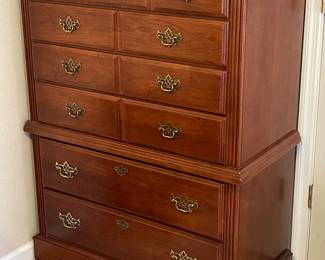 Basset Chest of Drawers