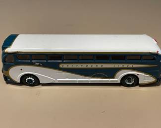 Vintage Corgi Classics Greyhound Lines Yellow Coach 743 to Chicago