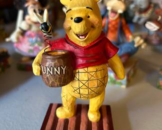 	#20	Jim Shore Disney Winnie the Pooh	 SOLD				