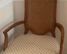 dining room chair