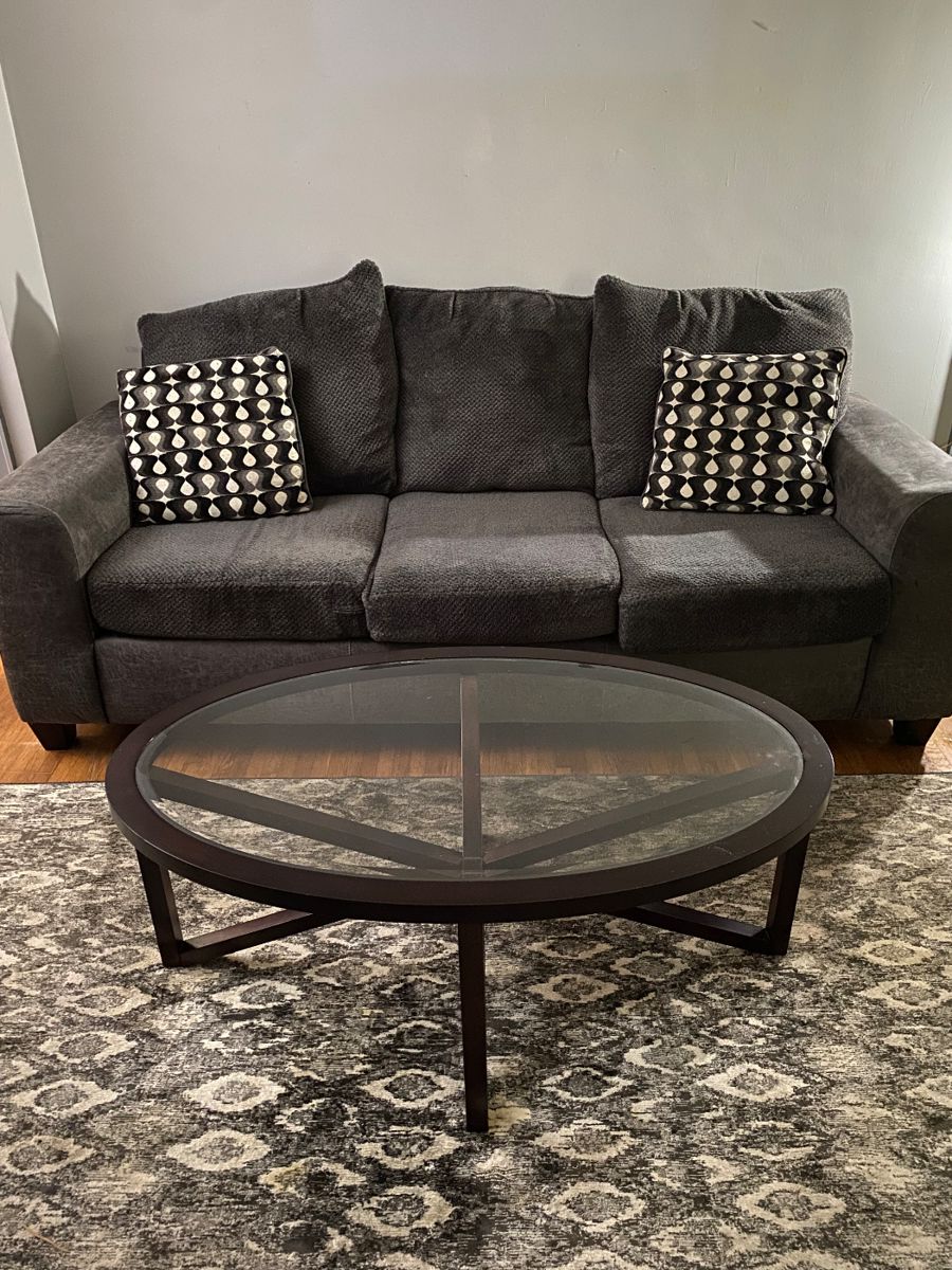 Blue Moon Estate Sale in Irondequoit, New York starts on 10/21/2023