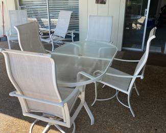 Tropitone 72" table and  6 chairs, recent powder coating