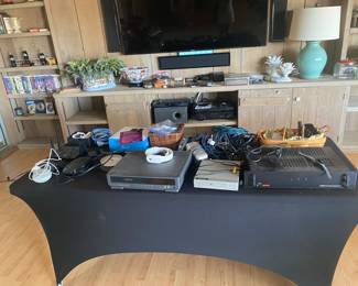 Amplifier, DVD player, Blue Ray Player, Yamaha Natural Sound AV Receiver RX-A680 Aventage, Niles SVL- 6 Speaker control system with HDMI and Bluetooth