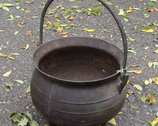 Cast iron cowboy kettle
