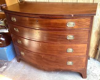 Early 19th century Hepplewhite chest