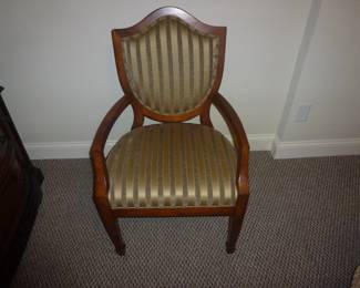 Mahogany Side Arm Chair