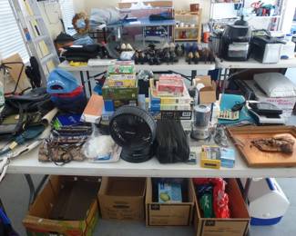 GAMES, HOUSEHOLD ITEMS