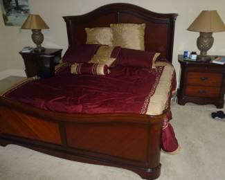 MAHOGANY KING SIZE BED WITH SLEEP NUMBER ADJUSTABLE MATTRESS SET