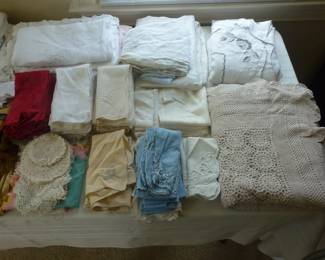 VINTAGE LINENS