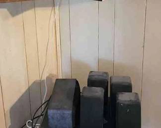 Onkyo Reciver, Sub Wolfer And 5 Speakers Unknown Working Condition