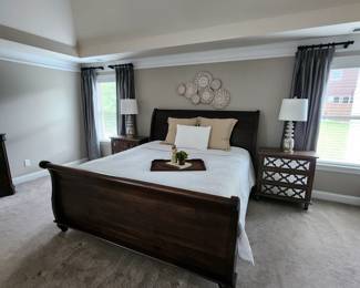 King Bed.. with purple mattress and Serta Adjustable Base