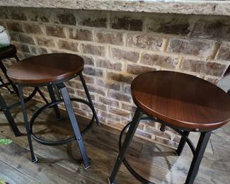 Adjustable Height Bar Stools