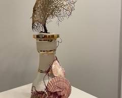 A product of NoregretsStudioDC where sunken treasures emerge with new vitality. Each item is unique and re-created by the coquille artist.