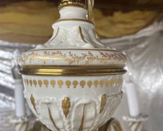Gold on top piece and porcelain china in perfect condition
