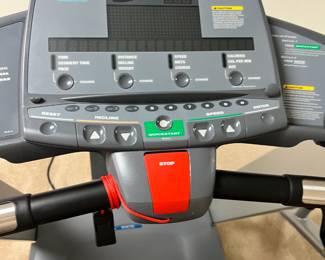 Precor M9.33 Treadmill