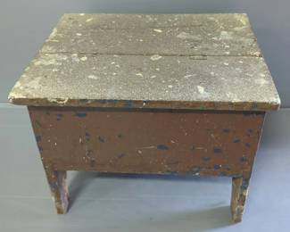 Vintage Wood Shoe Shine Box, 17" Length x 14" Wide x 13" Tall