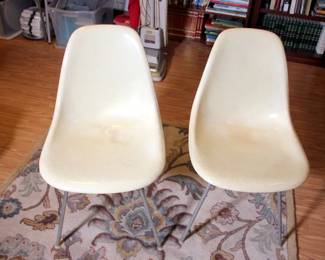 Pair of ca. 1958 Fiberglass Eames Chairs - Parchment