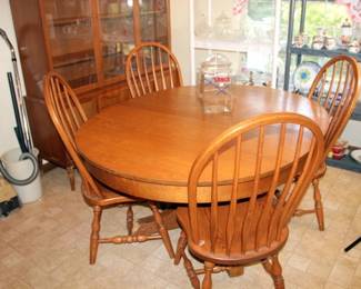 Oak Table & Chairs