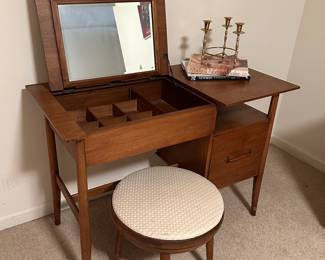 Heritage by Henredon bedroom set