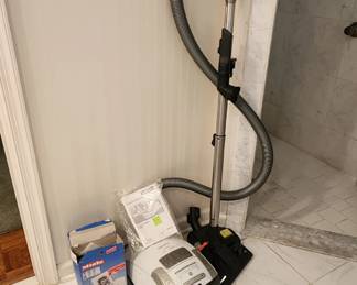 Miele Luna vacuum 