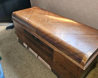 $40 Waterfall Cedar chest, needs some love