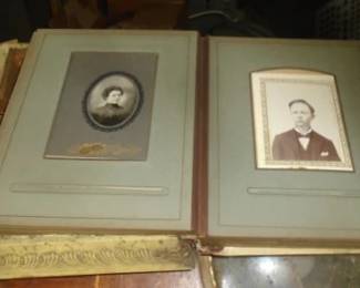 OLD PHOTO ALBUM