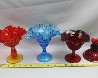 Lot 024   0 Bid(s)
Fenton Thumbprint Ruffled Compotes and Hobnail Glassware