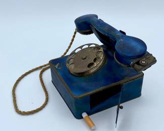 Novelty Cigarette Dispenser Music Box w/ Lighter