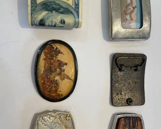 Belt buckles 