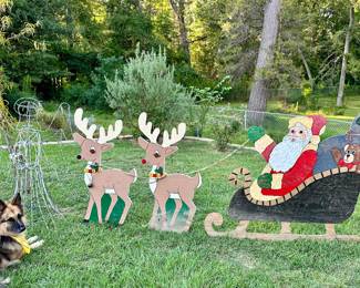 Santa is on his way!!