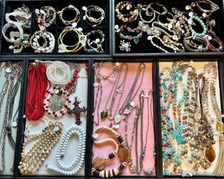 Necklaces, Bracelets, Earrings and more!! 