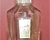 Lot 069   1 Bid(s)
Prince Matchabelli perfume bottle