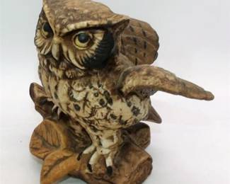 Lot 073   1 Bid(s)
Ceramic Owl Figure