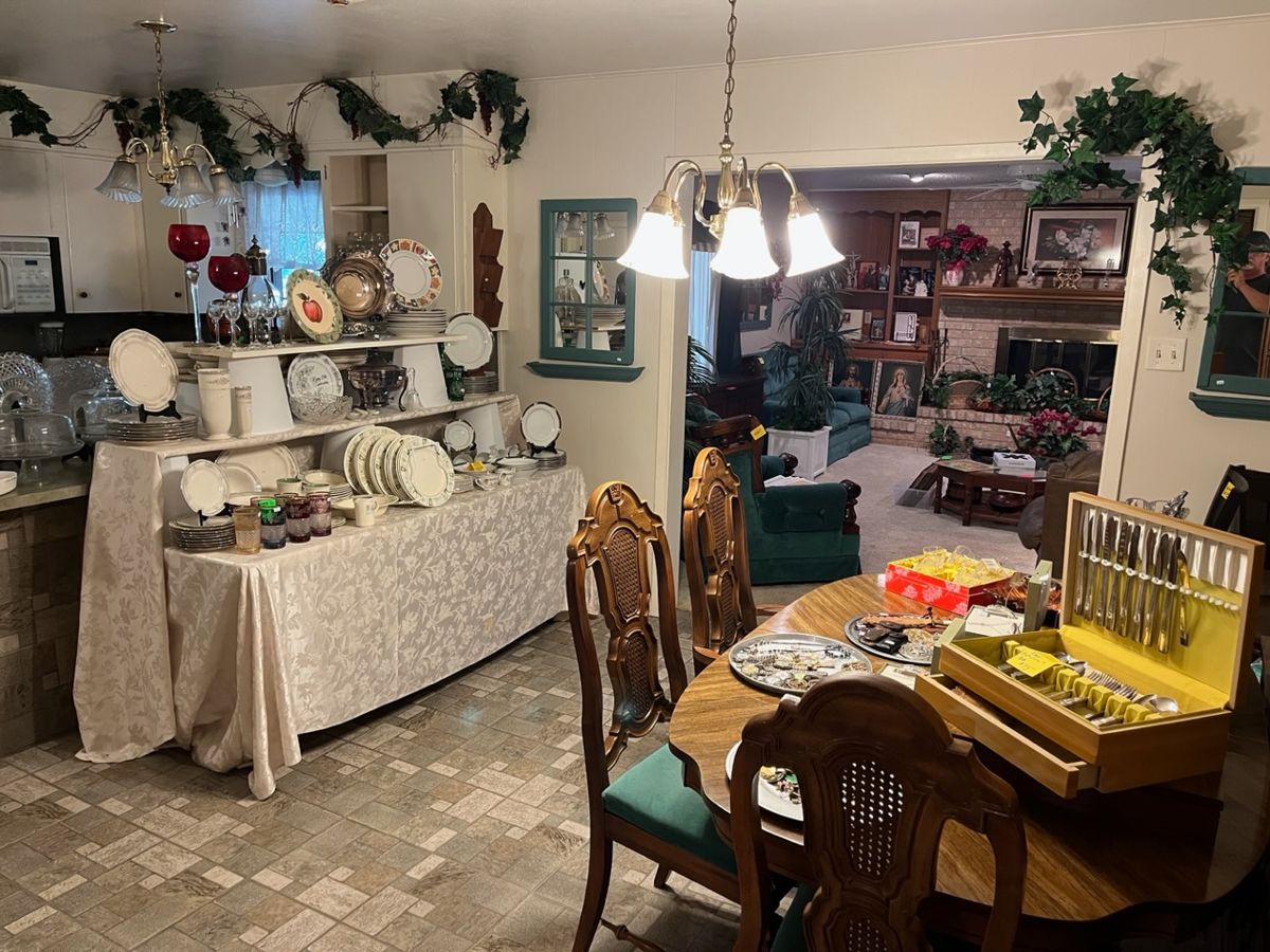 Lots of nice things inside!