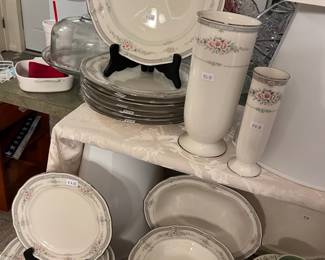 Noritake Ivory China "Rothschild" pattern