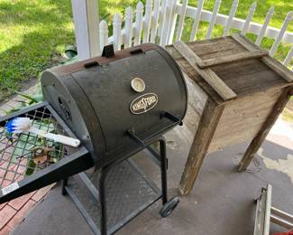 Kingsford outdoor cooker
