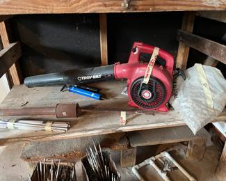 Troy-bilt blower