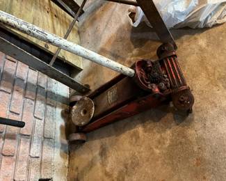 Floor jack