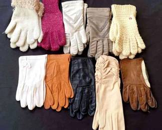 "Huntcliff Showpieces" in Aiken, SC. Closing Tues 9/26 at 8pm. Pickup is Thu 9/28 from 2-6pm. Please click here to view more photos, descriptions, and current bids:&nbsp;https://ctbids.com/estate-sale/24336