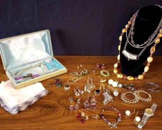 "Huntcliff Showpieces" in Aiken, SC. Closing Tues 9/26 at 8pm. Pickup is Thu 9/28 from 2-6pm. Please click here to view more photos, descriptions, and current bids:&nbsp;https://ctbids.com/estate-sale/24336